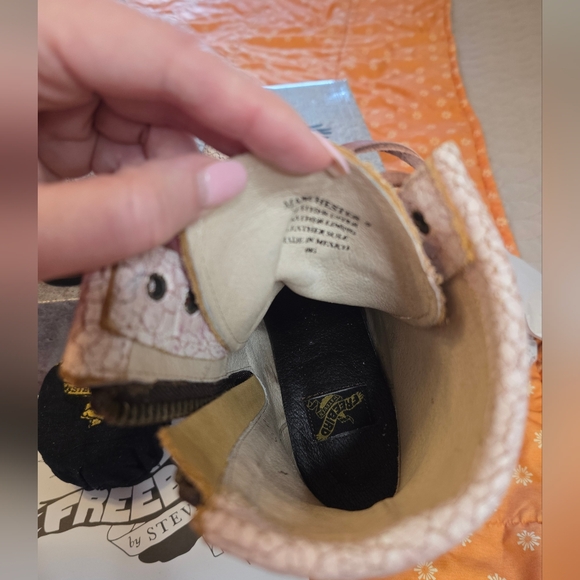 Freebird Manchester Pink Boots - Picture 12 of 16